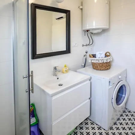 Mary Apartment